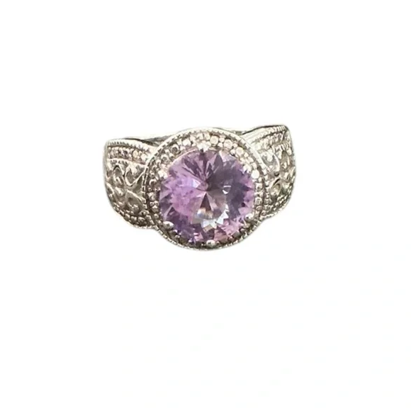 Vintage Sterling  Round.Cut Amethyst Colored CZ Ring - Picture 3 of 5
